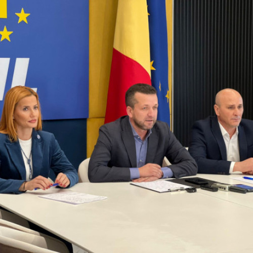 Arina Moș și Dumitru Tiplea, candidați PNL Bihor pentru Camera Deputaților, își prezintă proiectele