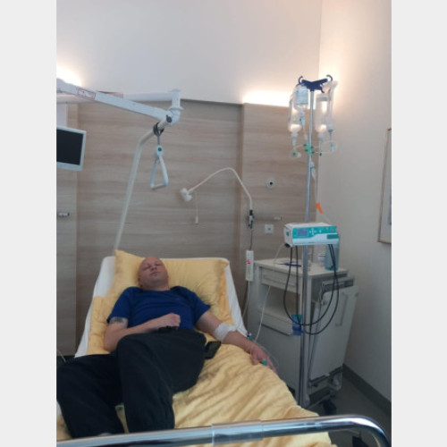 Daniel Sala, tânăr din Bihor, luptă cu cancerul în Austria