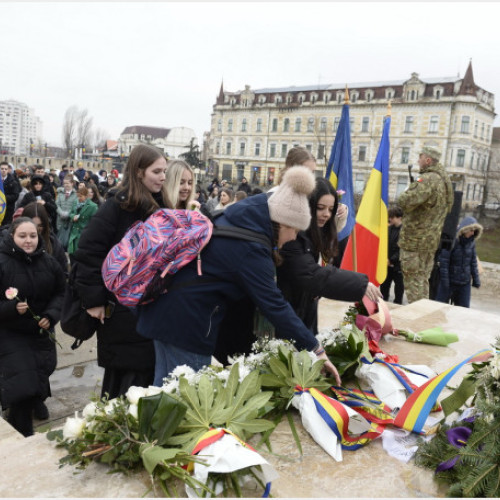 Oradea a sărbătorit Ziua Culturii Naționale prin flori în amintirea unui poet deosebit