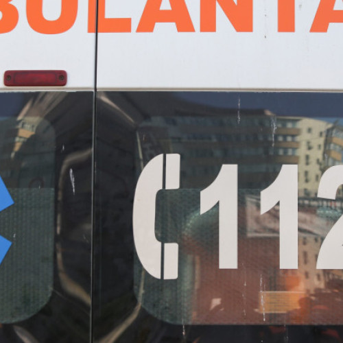 Un adolescent de 14 ani s-a aruncat de la etaj în Sectorul 4 din București