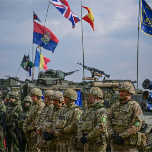 Cheltuielile militare globale au atins un nou record în 2024