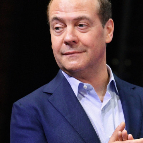 Laudele lui Medvedev pentru Trump și critici aduse UE