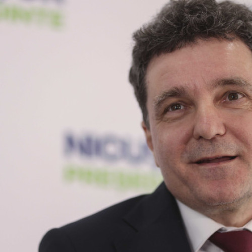 Nicușor Dan depune plângere împotriva Elenei Lasconi pentru fals și înșelăciune