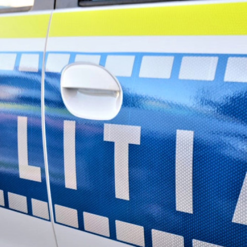 Femeie amenință că își va incendia locuința și va pune în pericol viața fiului ei