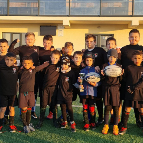 Eveniment dedicat tinerei generații și memoriei celor care au iubit rugby-ul, ce va avea loc sâmbătă, 7 iunie, începând cu ora 12:00, pe stadionul din comuna Sântandrei, conform site-ului crisana.ro. Competitia este organizată de Asociația Clubul Sportiv Vulturul Negru Oradea, în parteneriat cu Federația Română de Rugby și Primăria Comunei Sântandrei. Potrivit organizatorilor, scopul este de a aduce împreună iubitorii sportului, de a promova spiritul de echipă și respectul pentru istoria rugby-ului.