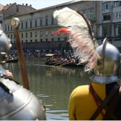 Prima zi a Festivalului Medieval Oradea a început cu o bătăile navală