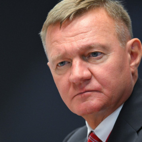 Roman Starovoit, ministrul rus care s-ar fi sinucis, era vizat de o anchetă pentru deturnare de fonduri