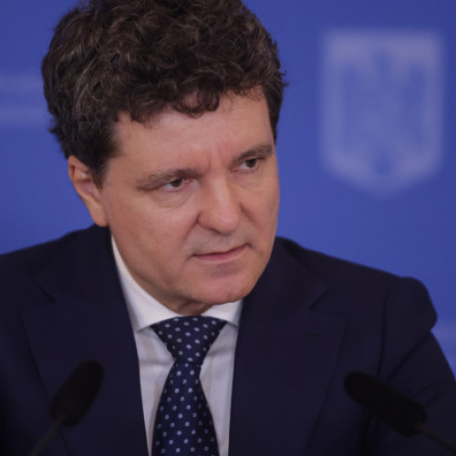 Nicușor Dan a promulgat legea care elimină suma forfetară pentru parlamentarii cu domiciliul în București și Ilfov