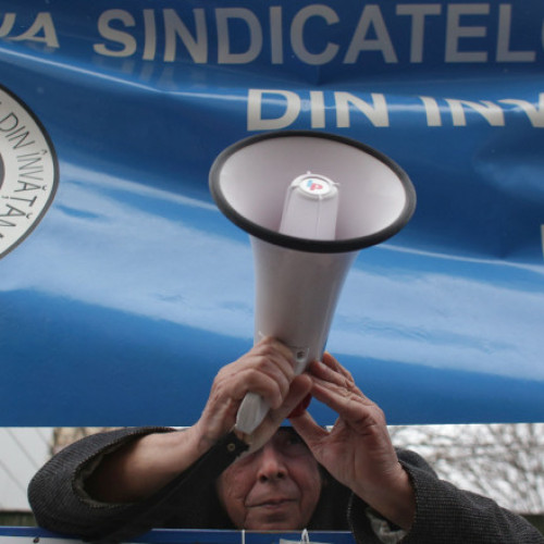 Sindicaliști din domeniul învățământului cer sprijinul primarului Nicușor Dan pentru a rezolva problemele generate de deciziile Guvernului