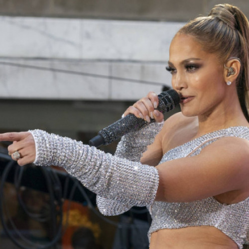 Jennifer Lopez a sosit în București pentru un concert în cadrul festivalului "Summer in the City"