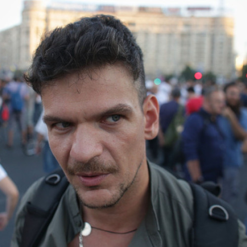 scandalul mitei de la anaf. artistul Tudor cere demisia vicepremierului Dragos Anastasiu