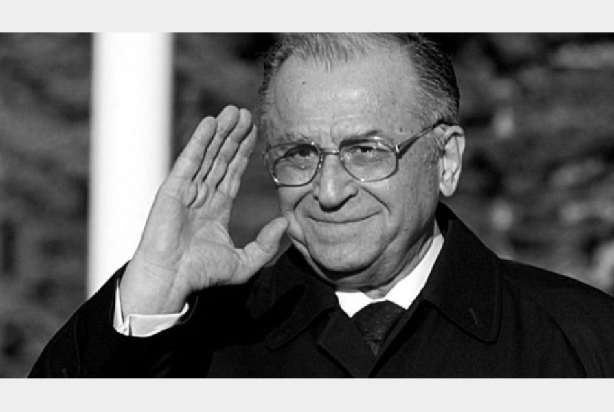Ion Iliescu, primul președinte postrevoluționar al României, a fost declarat zi de doliu național