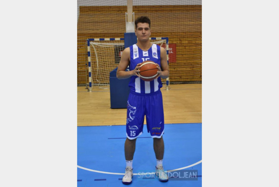 CSM Oradea a adus un nou jucător român înainte de a-și întări echipa cu fotbaliști străini