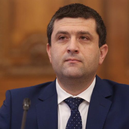 Ministrul Radu Miruță (USR), despre absența PSD din ședințele de coaliție: Au alegeri interne, sunt multe „cuţite” aruncate pe la spate