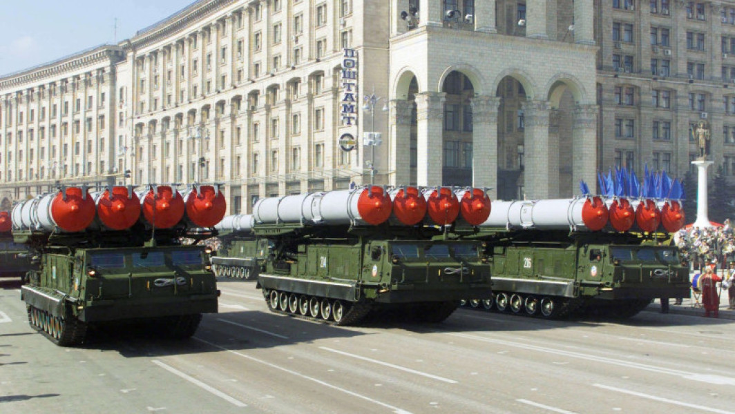 soldați ucraineni au distrus un sistem de rachete rusesc S-300V în Zaporojie