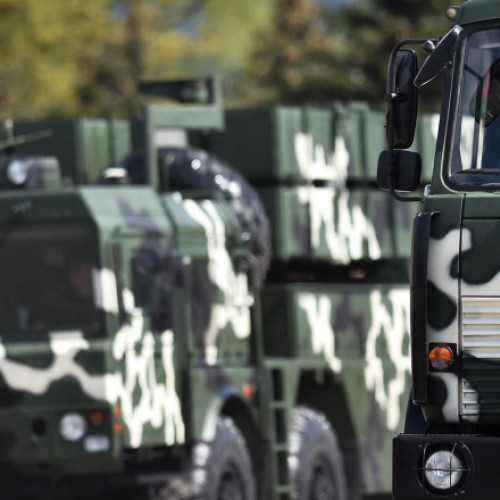 Belarus analizează posibilitatea de a echipa sistemele sale de rachete cu lansare multiplă &quot;Polonez&quot; cu focoase nucleare
