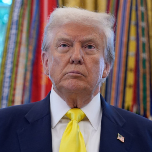 Trump continuă negocieri cu oficiali ucraineni și ruși pentru a opri războiul, potrivit unor surse din Casa Albă citate de AFP. Prospecteză întâlniri bilaterale care să faciliteze încetarea conflictului, a declarat o funcționară cu rang înalt.