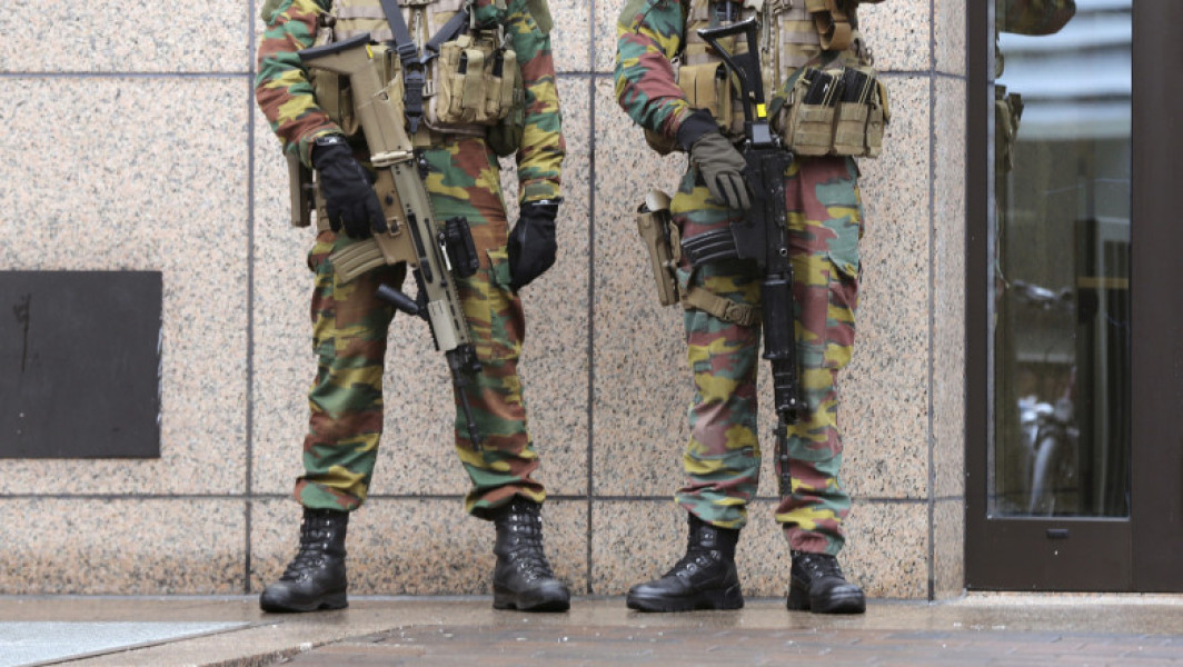 Belgia ia în calcul trimiterea trupelor în Bruxelles pentru combaterea traficului de droguri