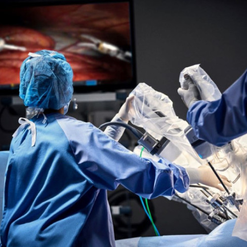 Oradea devine al patrulea spital public cu chirurgie robotică da Vinci X
