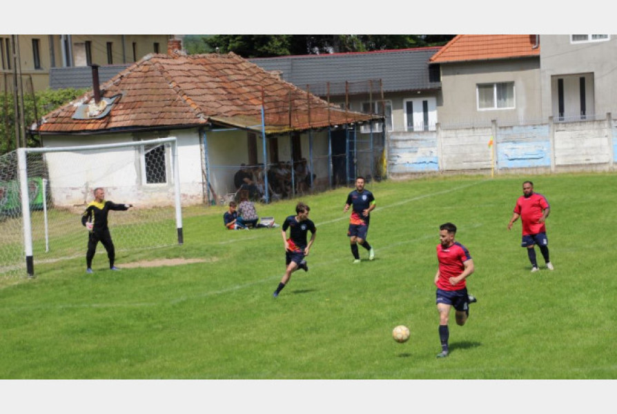 Etapa a 4-a din Liga a V-a aduce dueluri importante în Seria I și Seria II