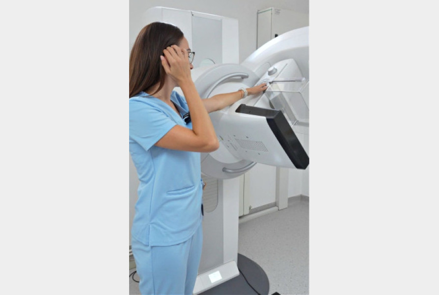 Campanie de prevenție a cancerului de sân cu mamografii gratuite în Oradea