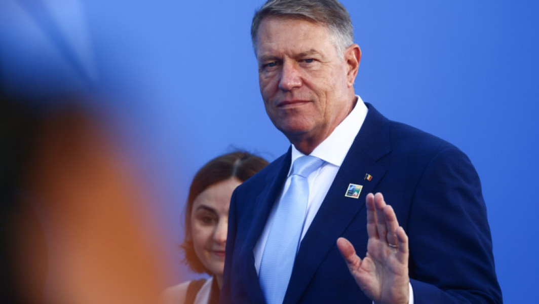 Romania vrea să-l propună pe Iohannis la şefia NATO, conform surselor Digi24.ro. Reacţia Administraţiei Prezidenţiale este aşteptată