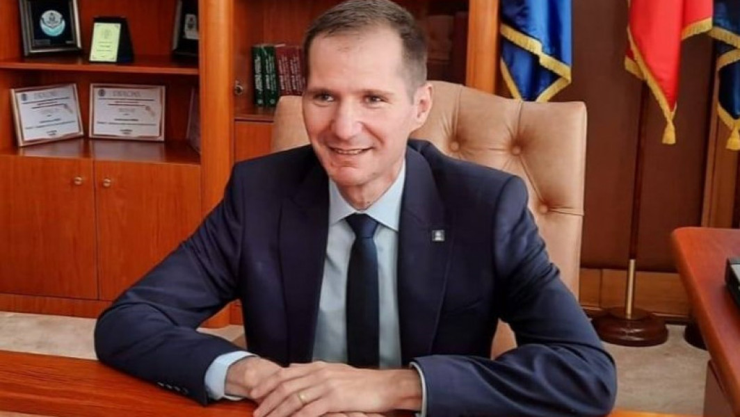 Inmormantare reprezentantului CJ Vrancea, Catalin Dumitru Toma, in prezenta liderilor coalitiei de guvernare, Marcel Ciolacu si Nicolae Ciucă.