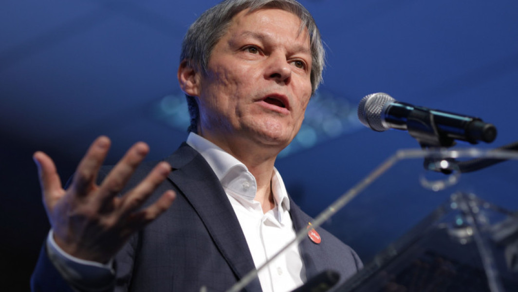 Cioloș îndeamnă la alianță a dreptei pentru alegerile prezidențiale, în timp ce Drulă și Orban sunt provocați pentru candidatură.