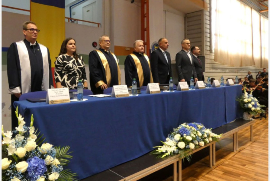 Universitatea din Oradea a deschis noul an universitar cu un eveniment plin de emoție și tradiție