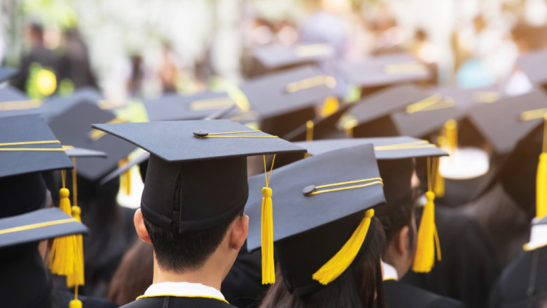 România pierde anual până la 40.000 de studenți care preferă universități din străinătate