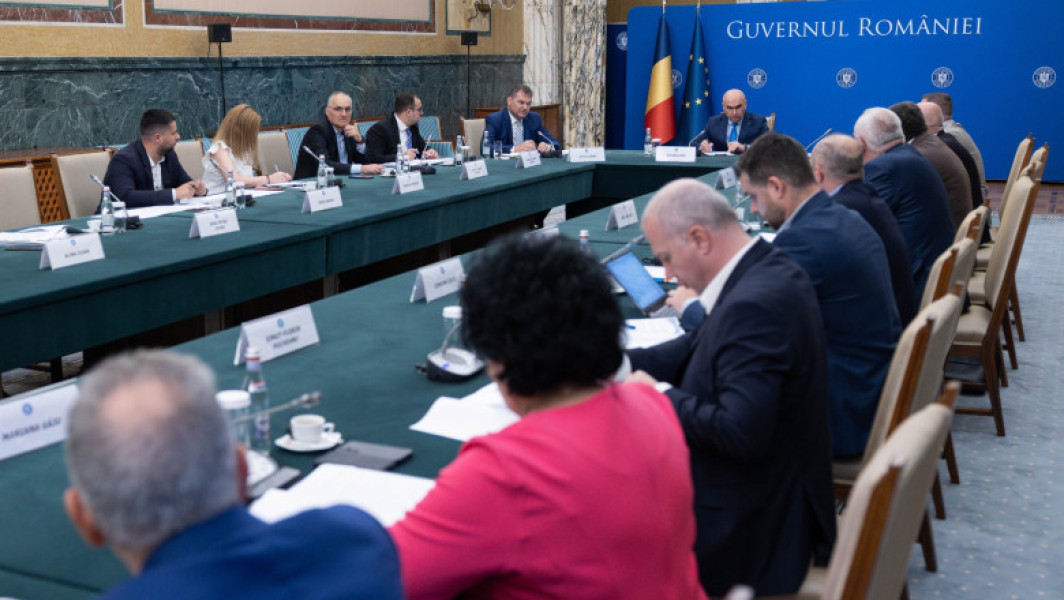Traian Băsescu exclude majorarea TVA și critică reducerea personalului în administrație