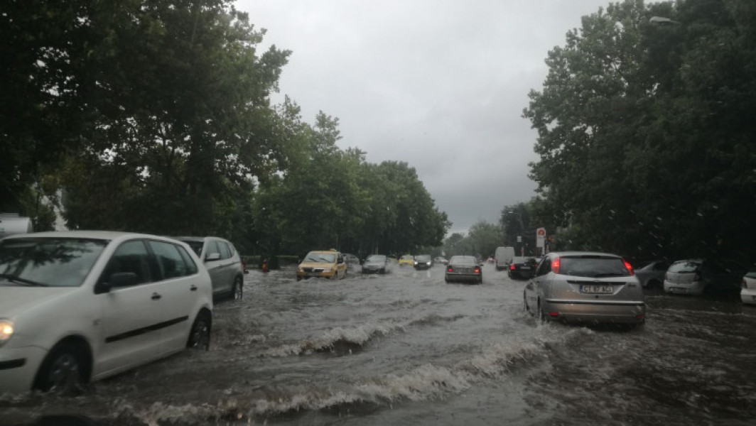 Toate școlile din Constanța vor fi închise miercuri din cauza codului roșu de ploi