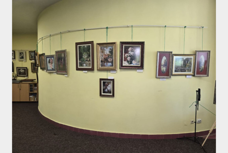 Expoziție inedită de tablouri din mărgele, la biserica Buna Vestire din Baia Mare
