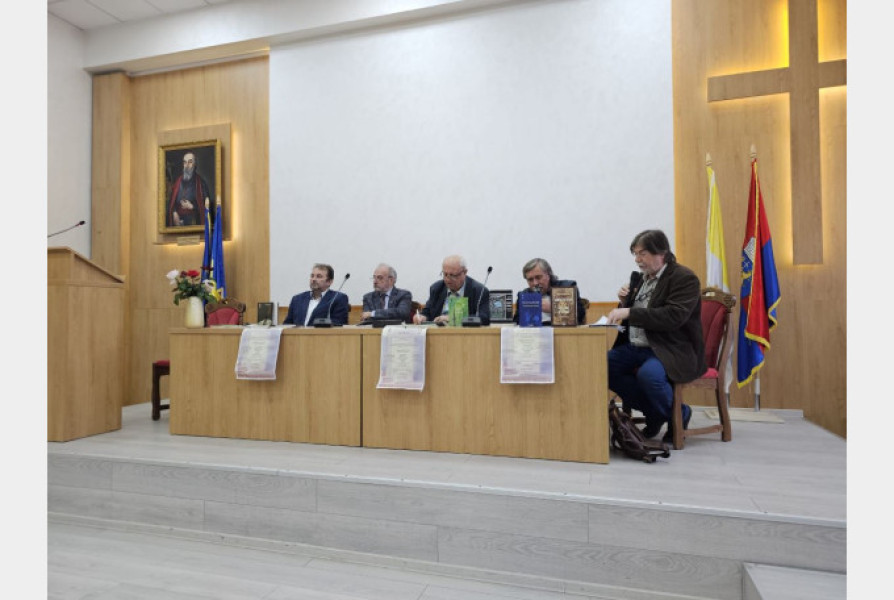 Lansare triplă de carte la Oradea sub patronajul episcopului Virgil Bercea