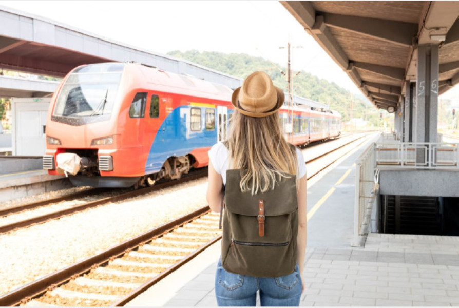 CFR Călători își reia circulația trenurilor după acordul cu CFR SA