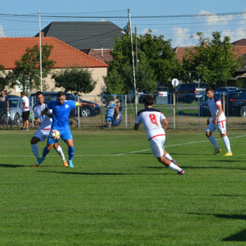 Jocuri dificile pentru echipele bihorene din Seria 10 - Dueluri cruciale în Sântandrei și Carei pentru un loc în play-off