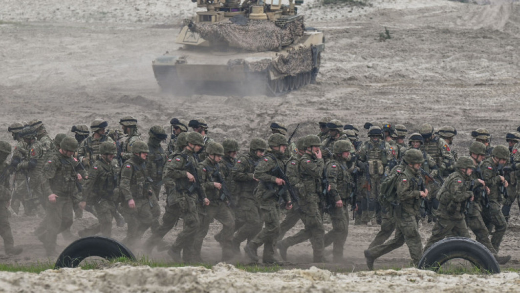 Ministrul italian avertizează asupra riscului unui al treilea război mondial în cazul intervenției NATO în Ucraina
