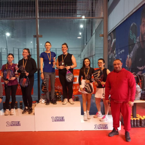 Echipa Oradea, învingătoare a turneului "Oradea Joacă Padel" cu record de participare