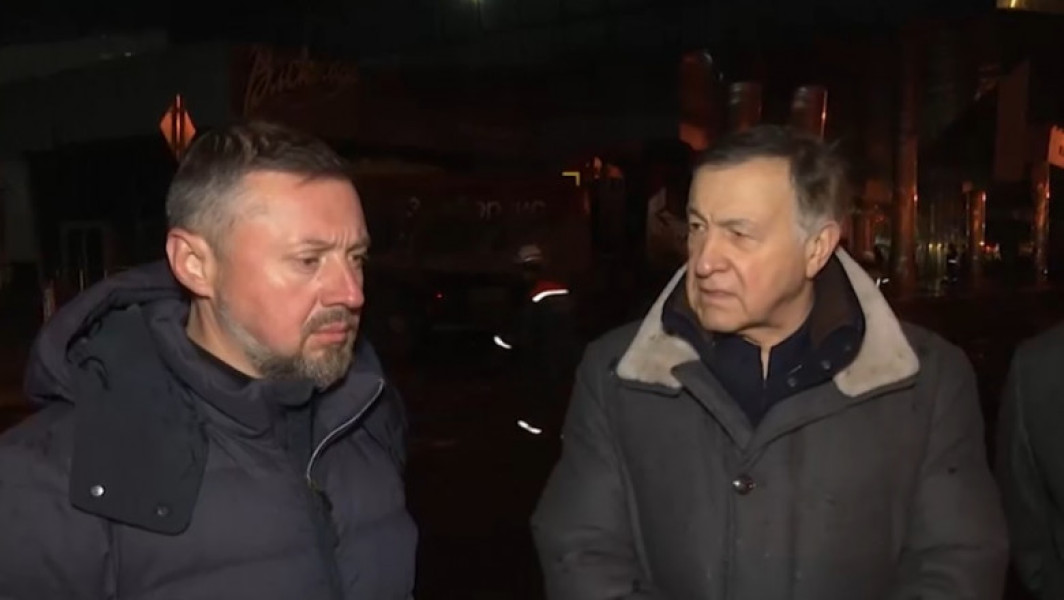 Detalii noi despre masacrul din Crocus City Hall, Moscova. Proprietarul dezvaluie despre intrarea teroristilor prin fereastra unui centru de expoziții.