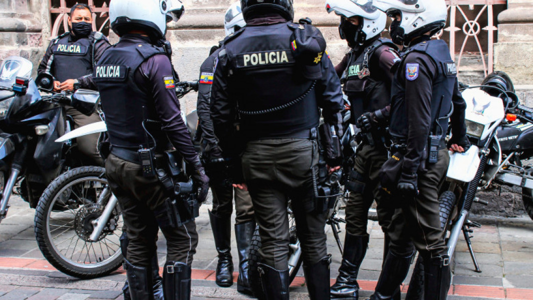 Cinci turişti ucişi pe plajă după confundarea cu rivali: Președintele Noboa condamnă violențele în Ecuador