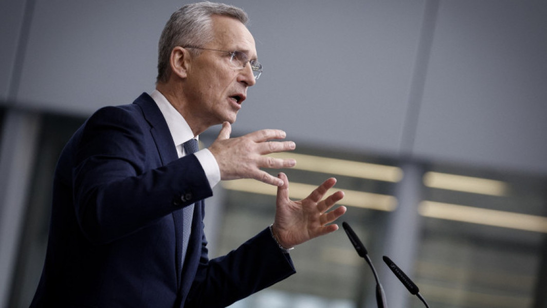Stoltenberg face apel către SUA să ajute Ucraina: „E și în interesul lor ca Putin să nu câștige războiul”
