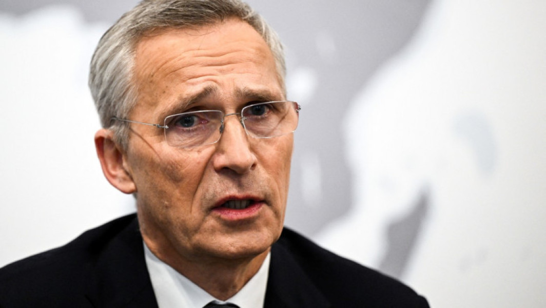 NATO nu se implică în conflictul din Ucraina: Secretarul general al Alianței, Stoltenberg, susține că nu există planuri de trimitere a trupelor de luptă în Ucraina și răspunde acuzațiilor Kremlinului