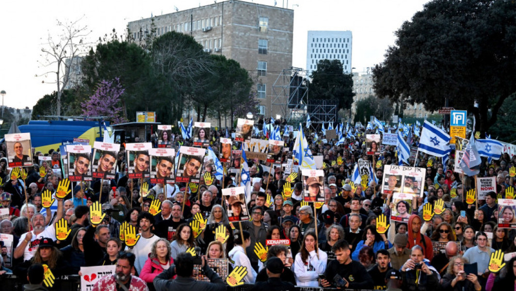 Zeci de mii de israelieni au protestat la Ierusalim și au cerut încă o dată ca ostaticii Hamas să fie aduși acasă