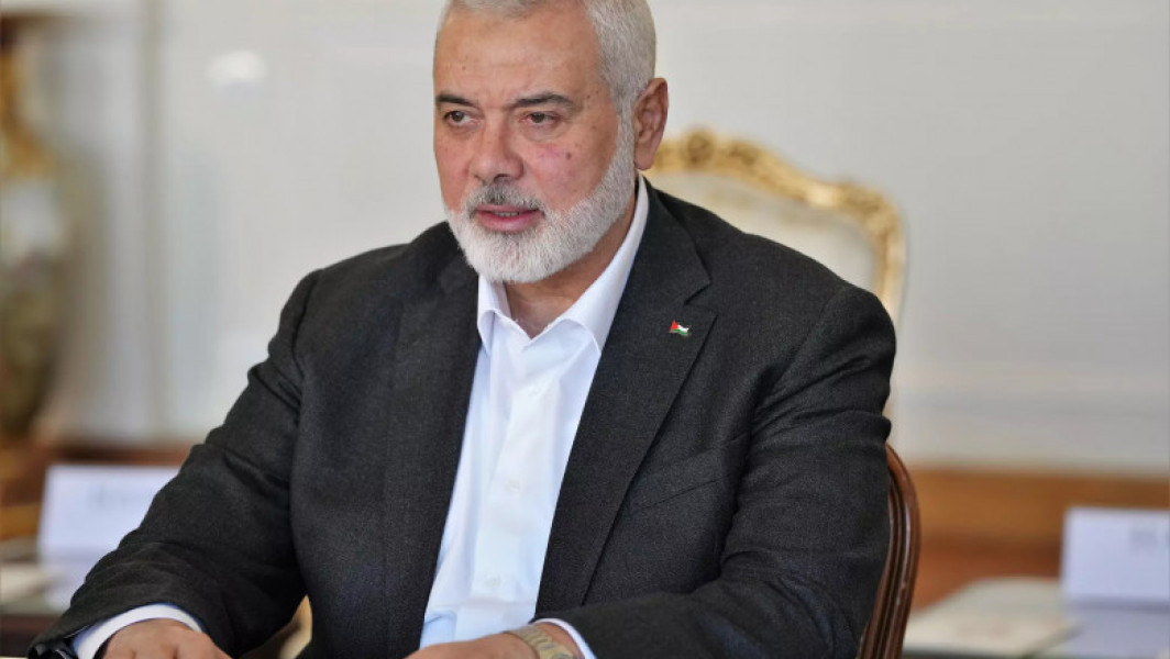Trei fii și doi nepoți ai liderului Hamas, uciși de bombardament israelian. Reacția lui Ismail Haniyeh