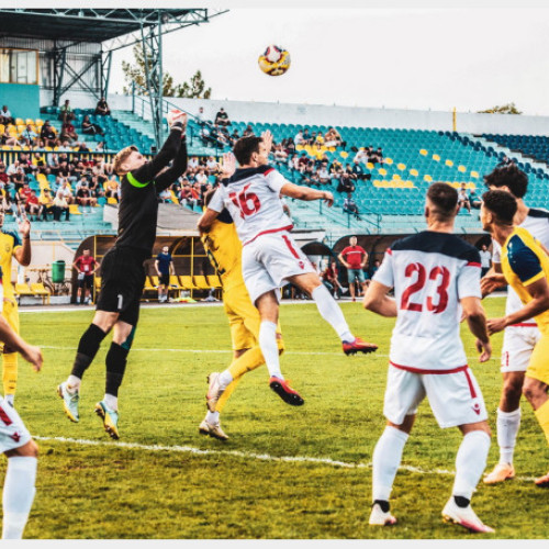 Sănătatea Cluj a câștigat cu scorul de 3-0 împotriva echipei Lotus Băile Felix în etapa a treia a play-out-ului. Echipa bihoreană a avut o prestație slabă, iar atacul adversarilor a fost eficient în neutralizarea lor.