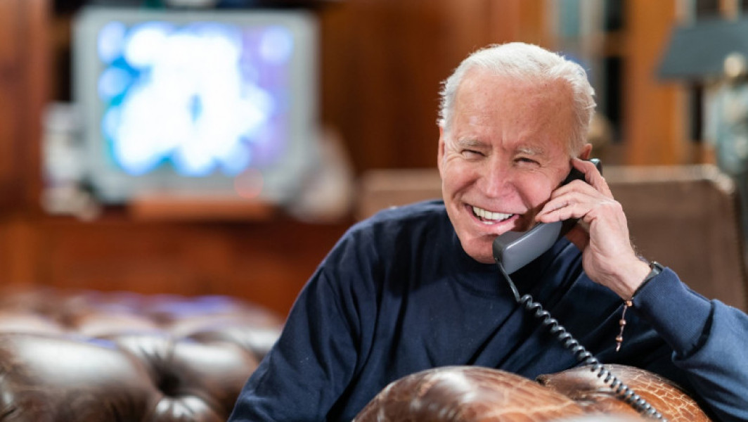 Joe Biden dezvăluie povestea unchiului său devorat de canibali în timpul celui de-al Doilea Război Mondial, creând șoc și discutând probleme cognitive