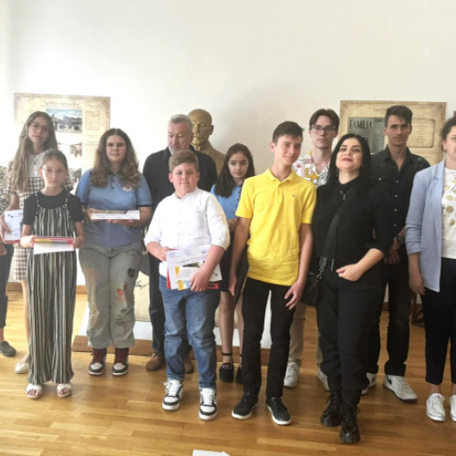 Muzeul Țării Crișurilor din Oradea - Premii pentru pepiniera de poeţi