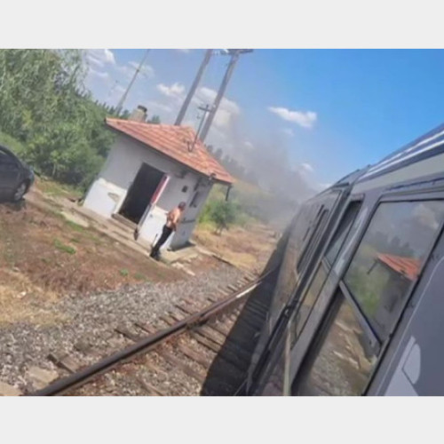 Degajare de fum fără incendiu în trenul Mangalia-Oradea